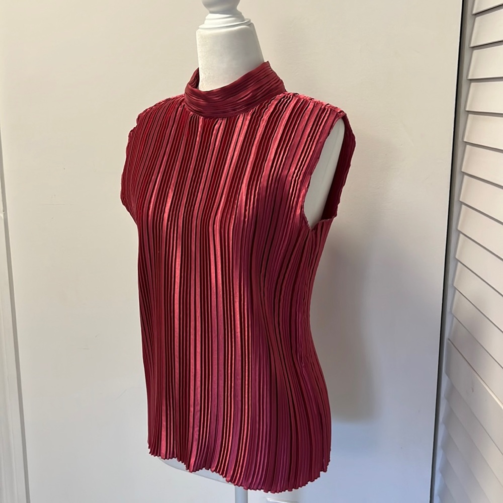 VINTAGE “nicola” pleated pink top